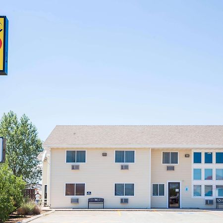Super 8 By Wyndham Lewistown Hotel Exterior foto