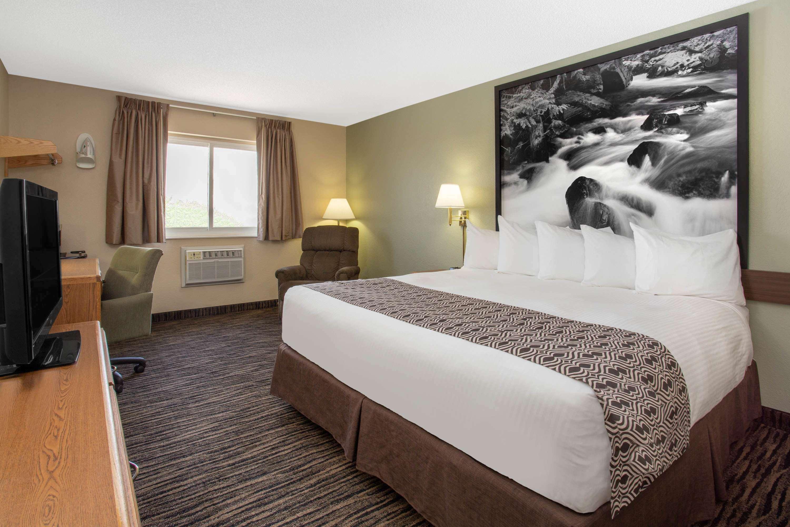 Super 8 By Wyndham Lewistown Hotel Exterior foto