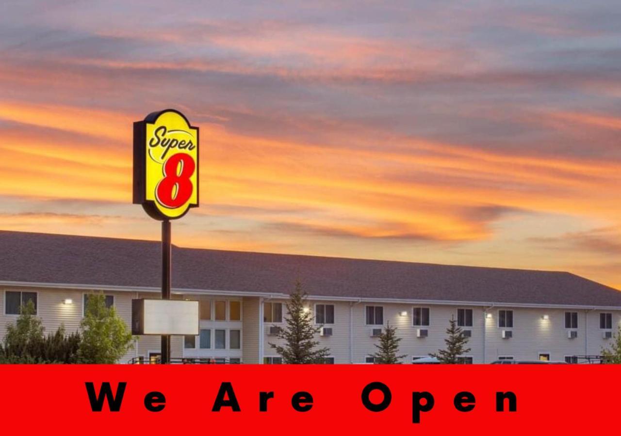 Super 8 By Wyndham Lewistown Hotel Exterior foto